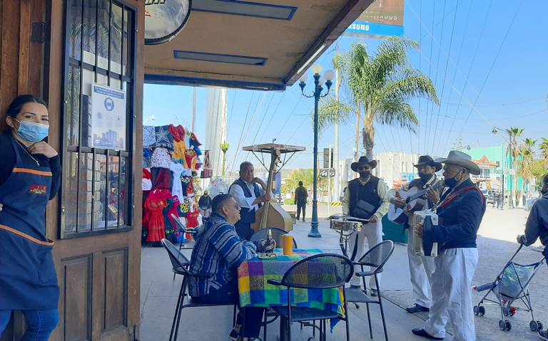 Reabrirán bares el lunes al 50% en Baja California