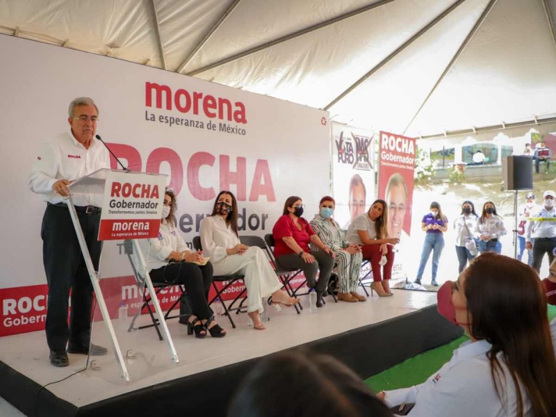 Participa Rubén Rocha en Foro Estatal de la Mujer Sinaloense