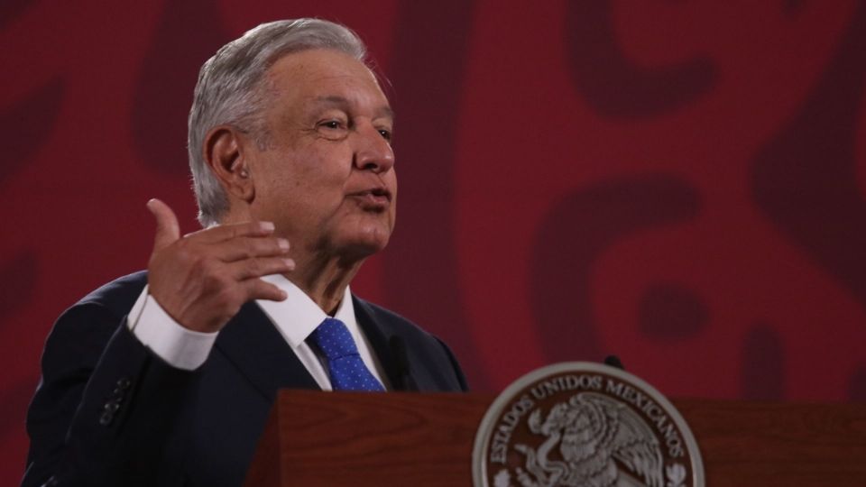AMLO garantiza respeto a los empresarios y los invita a invertir en México