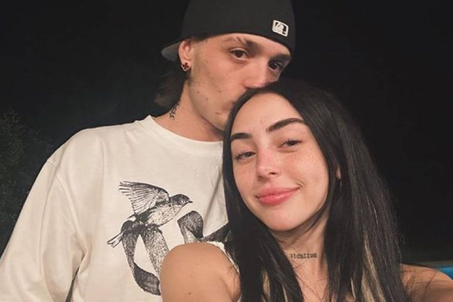 Nicki Nicole ya no se calla su amor por Peso Pluma y dedica romántico “te amo”