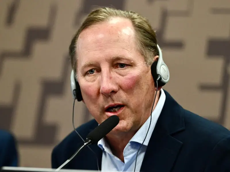 Empresario John Textor denuncia ante Senado de Brasil corrupción en el futbol