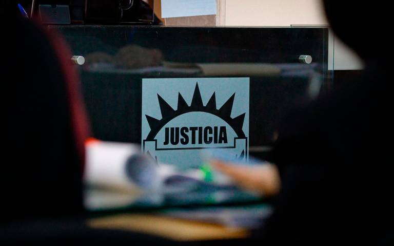 Localizan huella dactilar de detenido en camioneta relacionada al caso del bar El Relajo